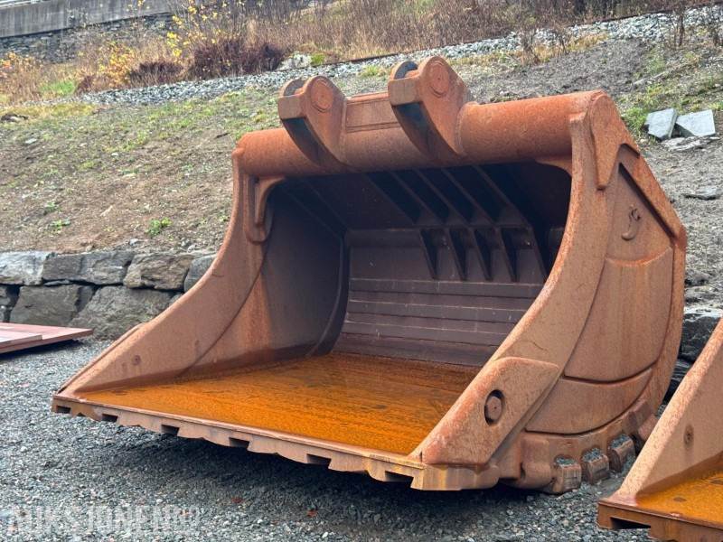 2023 Klepp Mek Graveskuffe 8000L med KM5-feste - Accessoire pour Engins de chantier: photos 1 2023 Klepp Mek Graveskuffe 8000L med KM5-feste - Accessoire pour Engins de chantier: photos 1