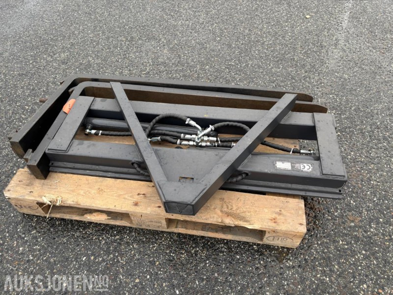 2024 Hydraulisk pallegaffel med A-ramme feste - Accessoire pour Engins de chantier: photos 3 2024 Hydraulisk pallegaffel med A-ramme feste - Accessoire pour Engins de chantier: photos 3