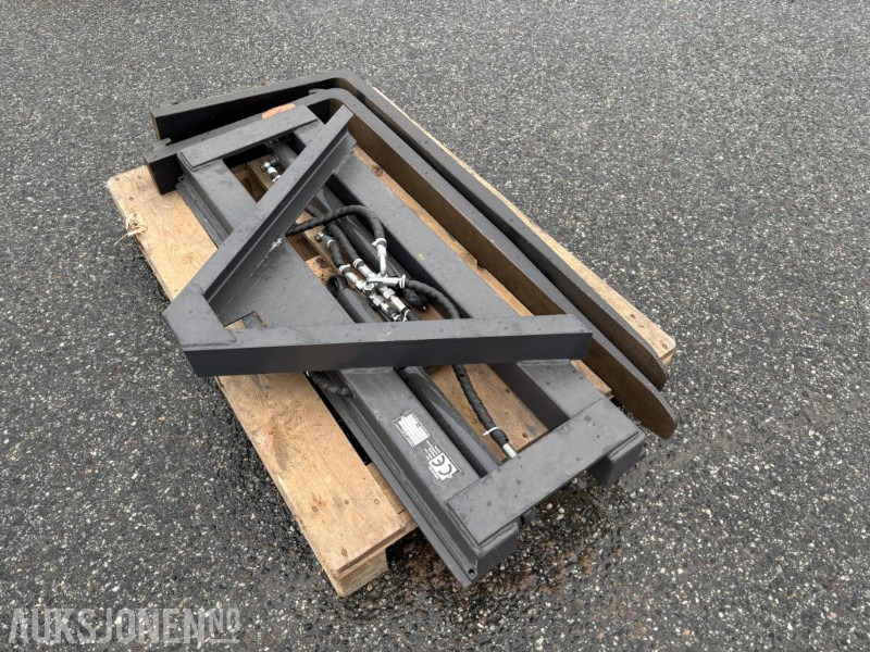 2024 Hydraulisk pallegaffel med A-ramme feste - Accessoire pour Engins de chantier: photos 2 2024 Hydraulisk pallegaffel med A-ramme feste - Accessoire pour Engins de chantier: photos 2