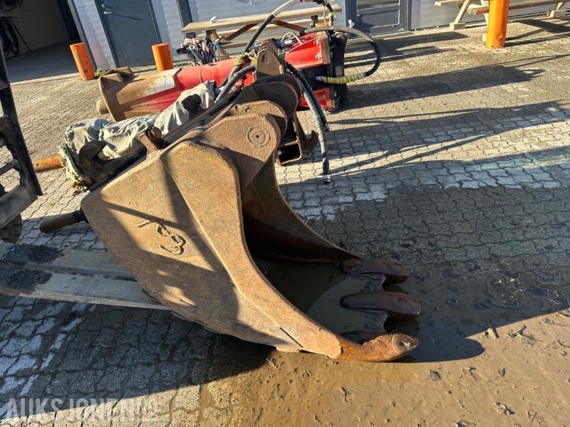 B-20 Smalskuffe med Tenner - Accessoire pour Engins de chantier: photos 3 B-20 Smalskuffe med Tenner - Accessoire pour Engins de chantier: photos 3