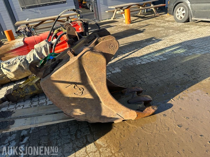 B-20 Smalskuffe med Tenner - Accessoire pour Engins de chantier: photos 2 B-20 Smalskuffe med Tenner - Accessoire pour Engins de chantier: photos 2