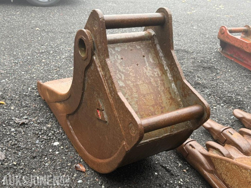 Smalskuffe med S60 feste - Accessoire pour Engins de chantier: photos 5 Smalskuffe med S60 feste - Accessoire pour Engins de chantier: photos 5