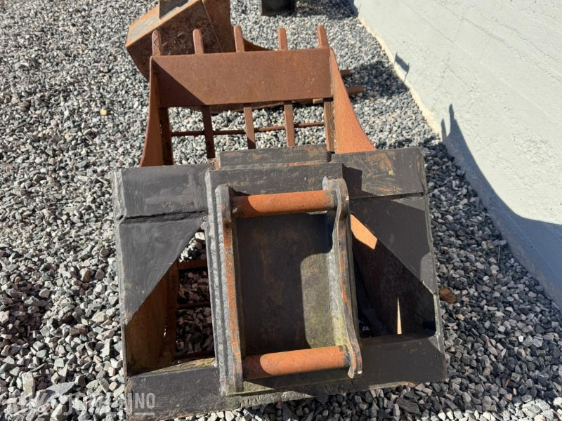Sorteringsskuffe med tann / S40 feste - Accessoire pour Engins de chantier: photos 4 Sorteringsskuffe med tann / S40 feste - Accessoire pour Engins de chantier: photos 4