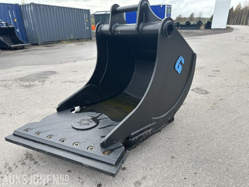 UBRUKT Götene Renskeskuff 1200L - S70 - Accessoire pour Engins de chantier: photos 2 UBRUKT Götene Renskeskuff 1200L - S70 - Accessoire pour Engins de chantier: photos 2