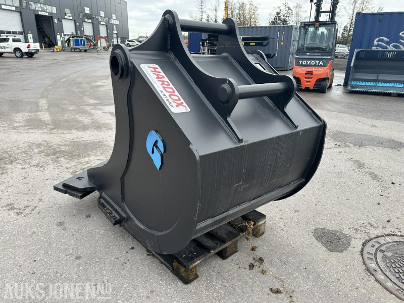 UBRUKT Götene Renskeskuff 1200L - S70 - Accessoire pour Engins de chantier: photos 3 UBRUKT Götene Renskeskuff 1200L - S70 - Accessoire pour Engins de chantier: photos 3