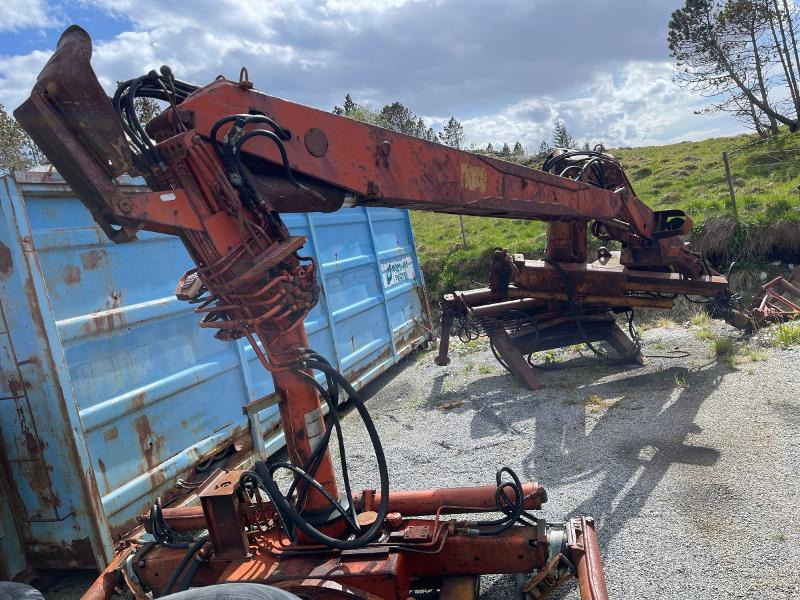 1979 HIAB 950 Hydraulisk Kran med klo – eldre modell - Camion: photos 1 1979 HIAB 950 Hydraulisk Kran med klo – eldre modell - Camion: photos 1