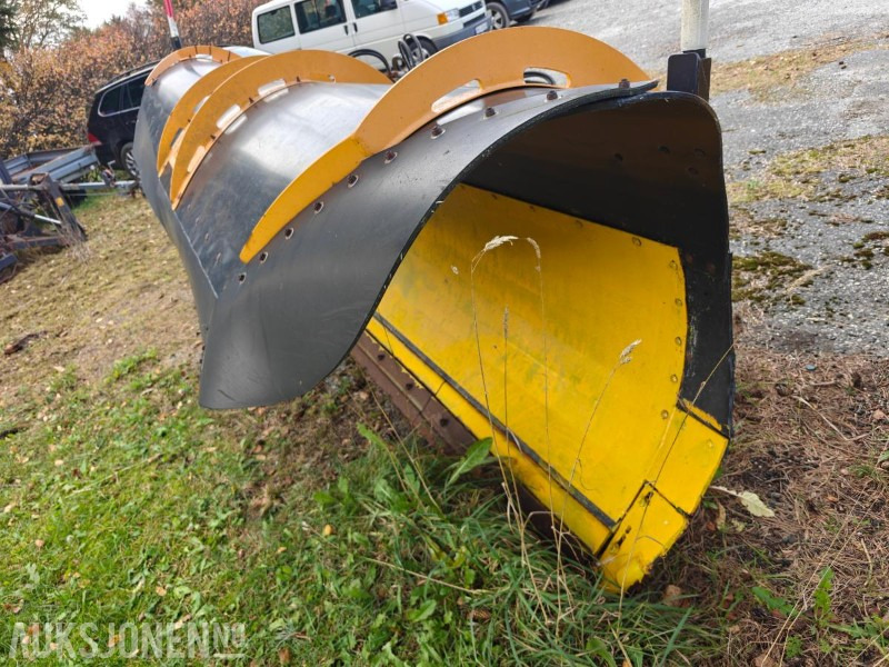 2013 Meiren MSP3703 LH - Snøplog med slapseskjær og parallellogram - Camion: photos 4 2013 Meiren MSP3703 LH - Snøplog med slapseskjær og parallellogram - Camion: photos 4