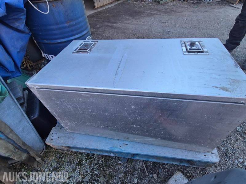 Verktøyskap til lastebil, rustfritt - Camion: photos 1 Verktøyskap til lastebil, rustfritt - Camion: photos 1