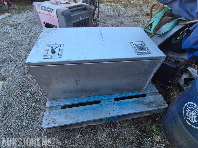 Verktøyskap til lastebil, rustfritt - Camion: photos 3 Verktøyskap til lastebil, rustfritt - Camion: photos 3