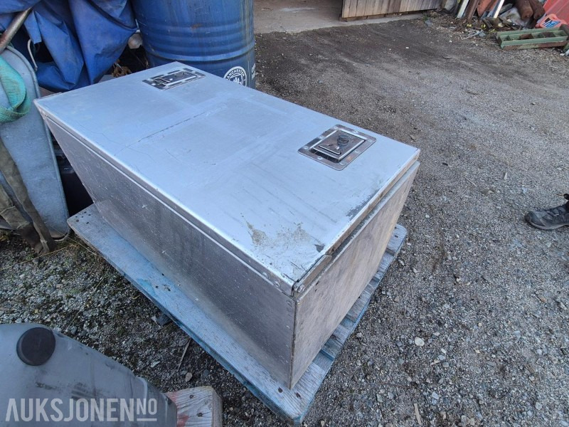 Verktøyskap til lastebil, rustfritt - Camion: photos 2 Verktøyskap til lastebil, rustfritt - Camion: photos 2