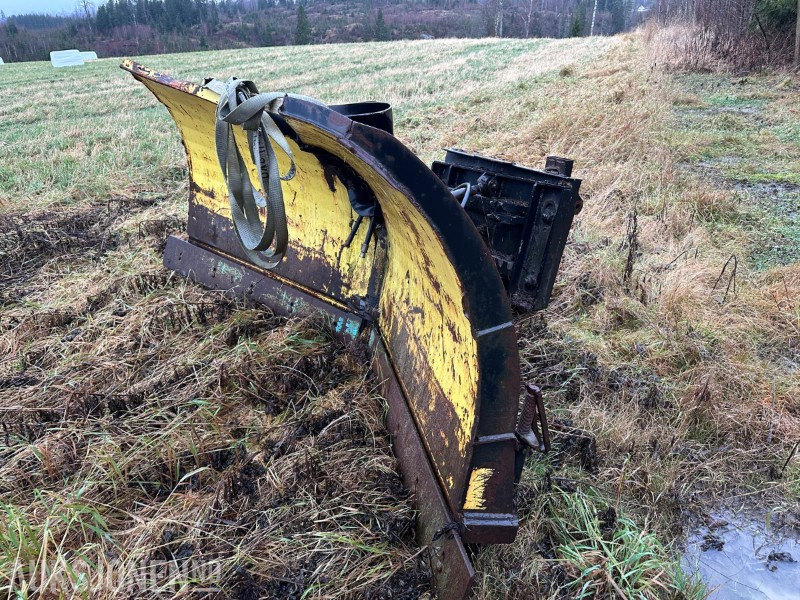 1995 TELLEFSDAL V-PLOG - Machine agricole: photos 2 1995 TELLEFSDAL V-PLOG - Machine agricole: photos 2