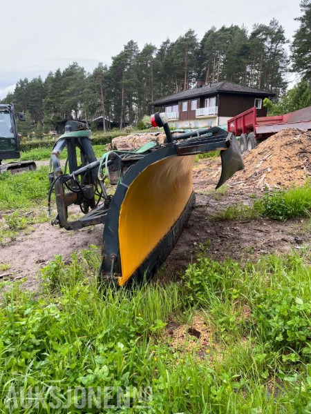 1995 Tellefsdal kommunalblad K-330 - Machine agricole: photos 2 1995 Tellefsdal kommunalblad K-330 - Machine agricole: photos 2