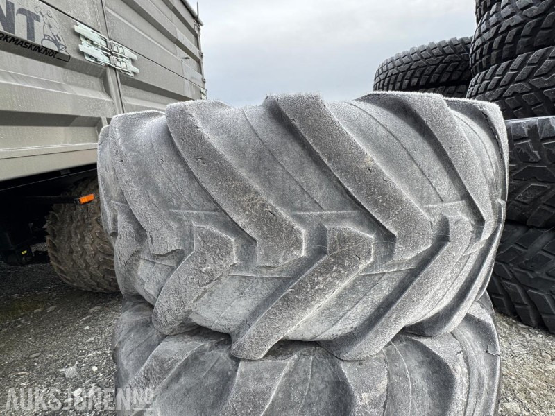 2017 Michelin XMCL 480/70 R24 – 2 stk brukte traktordekk - Machine agricole: photos 2 2017 Michelin XMCL 480/70 R24 – 2 stk brukte traktordekk - Machine agricole: photos 2