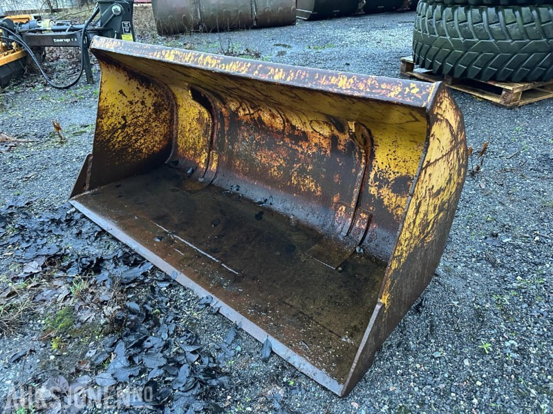 Lasterskuff med HMV-feste - Machine agricole: photos 2 Lasterskuff med HMV-feste - Machine agricole: photos 2