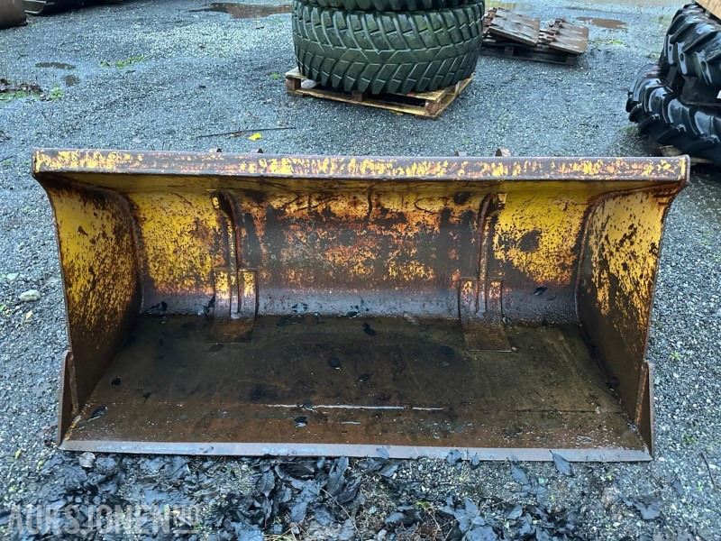 Lasterskuff med HMV-feste - Machine agricole: photos 1 Lasterskuff med HMV-feste - Machine agricole: photos 1