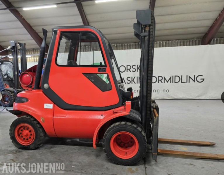 2005 Linde H40T KUN 1074 Timer - Matériel de manutention: photos 3 2005 Linde H40T KUN 1074 Timer - Matériel de manutention: photos 3