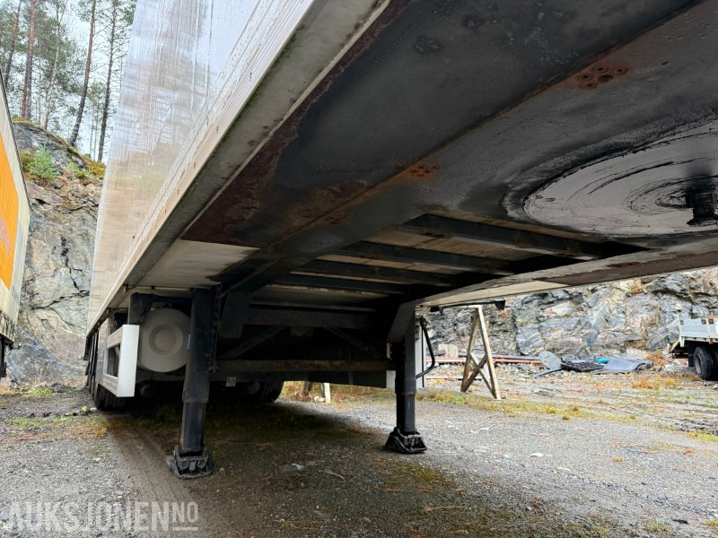 Bussbygg Frysesemi m/ Thermo King kjøleaggregat og Zepro bakløfter - Remorque: photos 5 Bussbygg Frysesemi m/ Thermo King kjøleaggregat og Zepro bakløfter - Remorque: photos 5