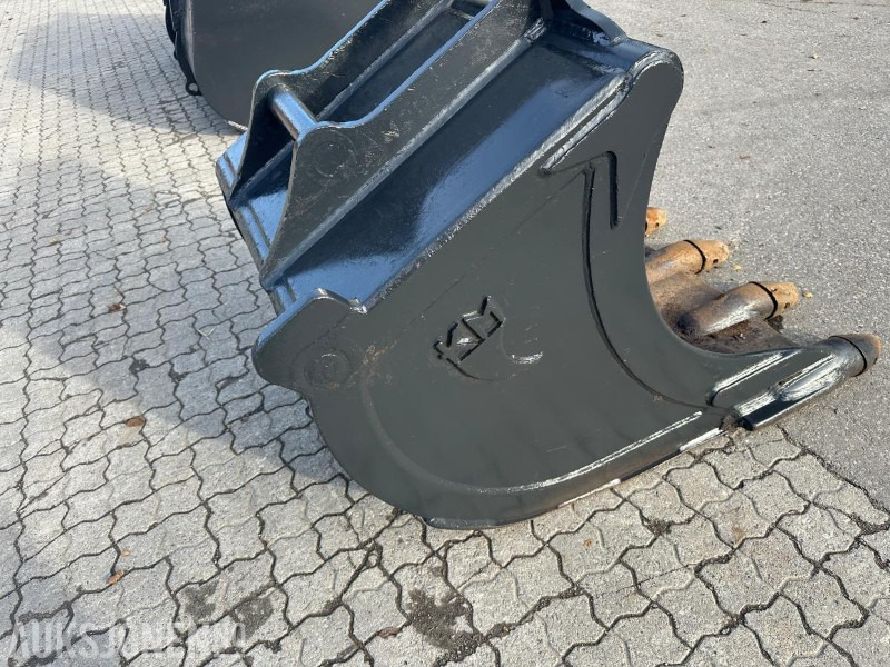 S-60 Gjerstad Tannskuffe 700 Liter - Godet pour pelle: photos 3 S-60 Gjerstad Tannskuffe 700 Liter - Godet pour pelle: photos 3