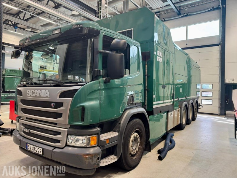 2018 Scania P 450 - 8x4 - Sugebil - Eu-godkjent til 09/26 - Km: 136257 - Véhicule de voirie/ Spécial: photos 1 2018 Scania P 450 - 8x4 - Sugebil - Eu-godkjent til 09/26 - Km: 136257 - Véhicule de voirie/ Spécial: photos 1