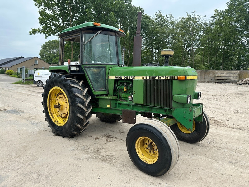 John Deere 4040 AIRCO - Tracteur agricole: photos 2 John Deere 4040 AIRCO - Tracteur agricole: photos 2
