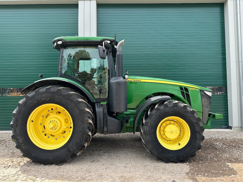 John Deere 8335R AutoPower - Tracteur agricole: photos 4 John Deere 8335R AutoPower - Tracteur agricole: photos 4