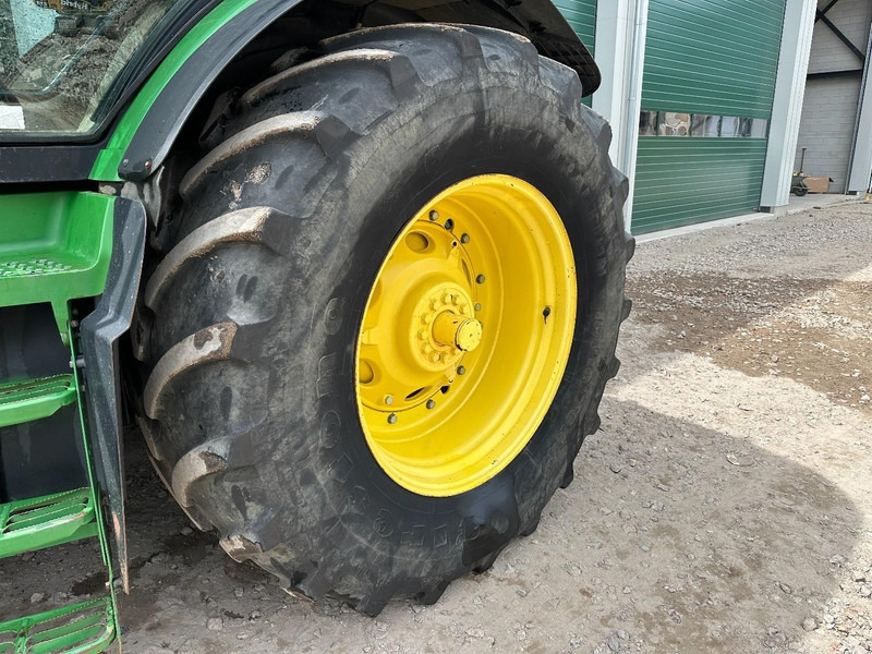 Tracteur agricole John Deere 8335R AutoPower: photos 8 Tracteur agricole John Deere 8335R AutoPower: photos 8