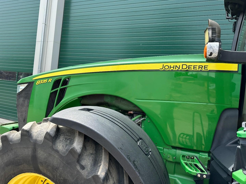 Tracteur agricole John Deere 8335R AutoPower: photos 15 Tracteur agricole John Deere 8335R AutoPower: photos 15