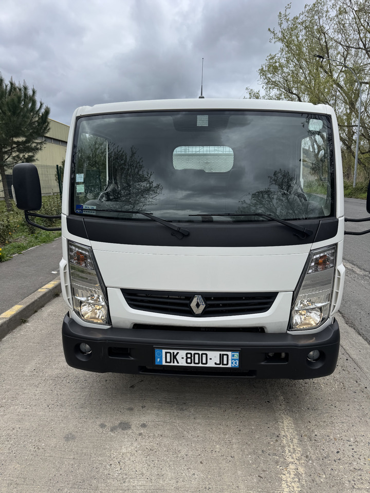 Renault Maxity - Véhicule utilitaire: photos 4 Renault Maxity - Véhicule utilitaire: photos 4