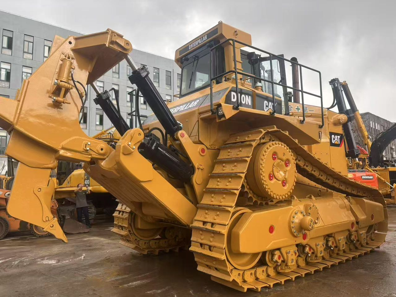 Caterpillar CAT CAT D10N D9R D8R D8N D8T D7G D7R D6G D6R D5K D4C Used Bulldozer Dozer - Bulldozer: photos 5 Caterpillar CAT CAT D10N D9R D8R D8N D8T D7G D7R D6G D6R D5K D4C Used Bulldozer Dozer - Bulldozer: photos 5