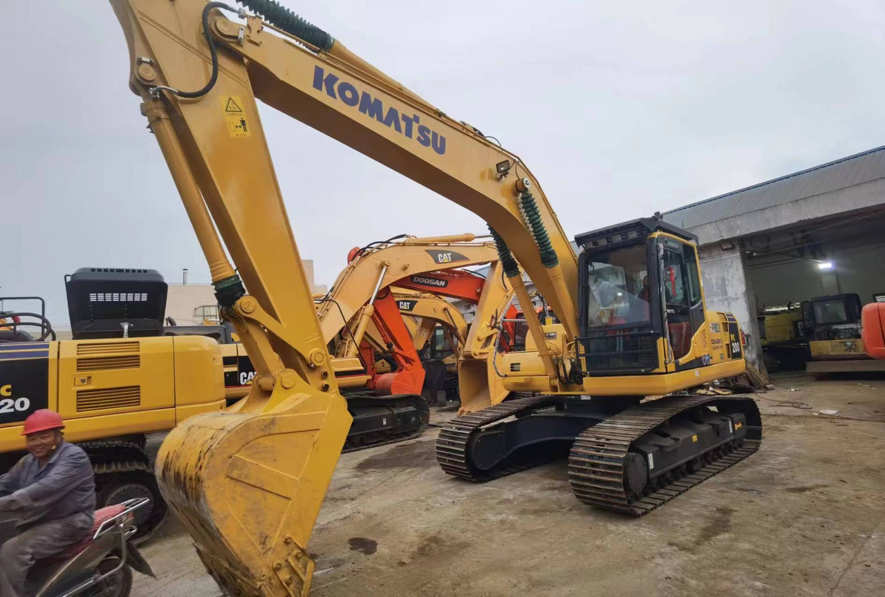Pelle sur chenille Komatsu PC200 PC210 PC220 Used Excavator Crawler Hydraulic High Quality Secondhand Excavator for Sale: photos 6