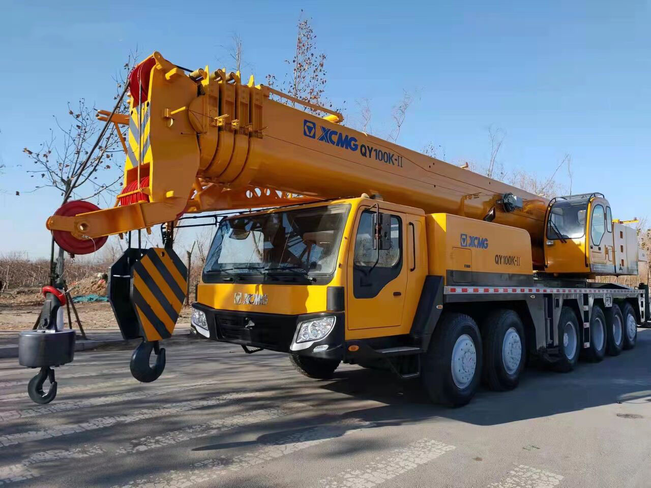 XCMG Truck Crane XCMG QY100K QY100K-II Telescopic Boom 100 Ton in Hight Quality for Sale - Grue mobile: photos 5 XCMG Truck Crane XCMG QY100K QY100K-II Telescopic Boom 100 Ton in Hight Quality for Sale - Grue mobile: photos 5