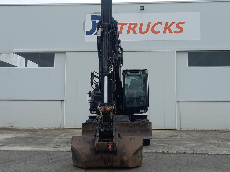 Hitachi ZX170W-6 - Pelle sur pneus: photos 3 Hitachi ZX170W-6 - Pelle sur pneus: photos 3