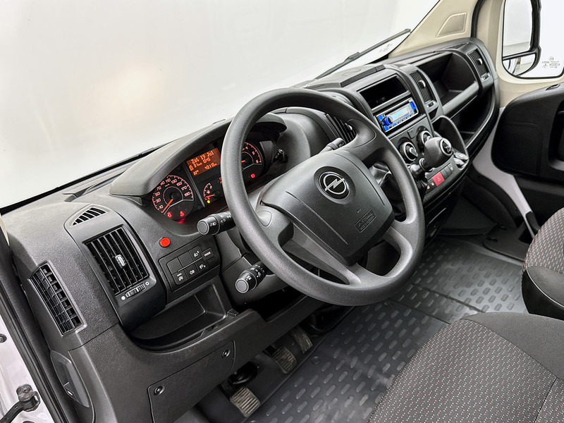 Opel Movano 2.2D 140pk Bakwagen D'Hollandia laadklep Cruise control Airco Achteruitrijcamera Meubelbak Laadklep - Fourgon grand volume: photos 4 Opel Movano 2.2D 140pk Bakwagen D'Hollandia laadklep Cruise control Airco Achteruitrijcamera Meubelbak Laadklep - Fourgon grand volume: photos 4