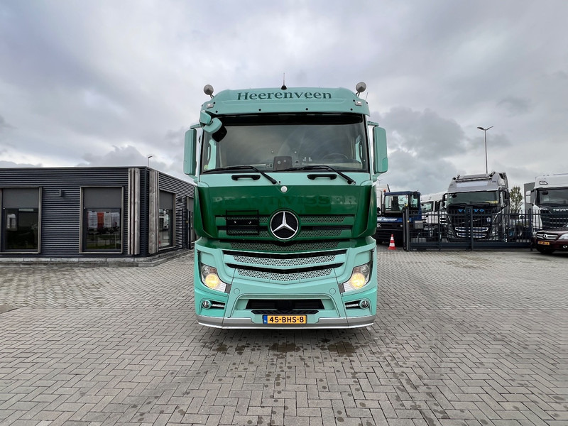 Mercedes-Benz Actros 2745 6x2 bakwagen Schuifzeilen - Camion à rideaux coulissants: photos 4 Mercedes-Benz Actros 2745 6x2 bakwagen Schuifzeilen - Camion à rideaux coulissants: photos 4