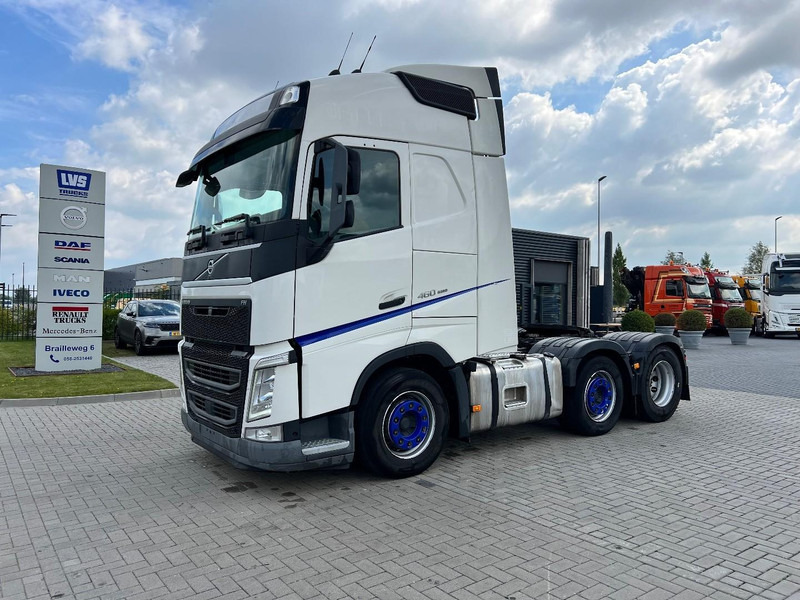 Volvo FH 460 6x2 vla trekker Chassis : LA / Pusher / lift - Tracteur routier: photos 1 Volvo FH 460 6x2 vla trekker Chassis : LA / Pusher / lift - Tracteur routier: photos 1