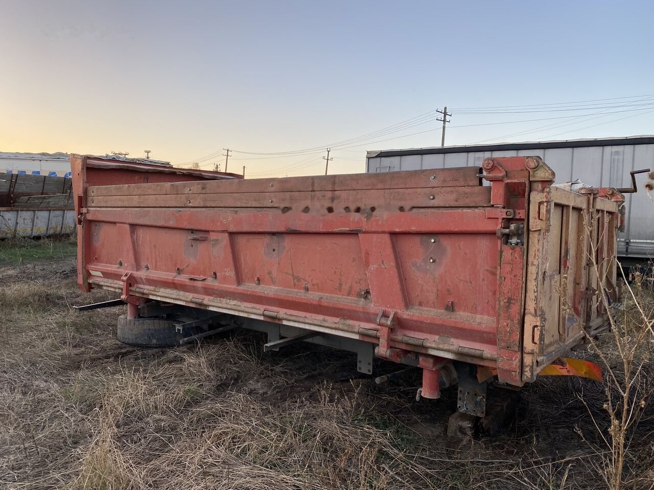 Hyva bena originala Scania 8x4 cu semisasiu si cilindru basculare - Benne pour poids lourds: photos 2 Hyva bena originala Scania 8x4 cu semisasiu si cilindru basculare - Benne pour poids lourds: photos 2