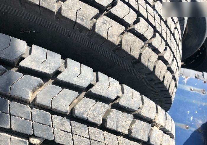 Matador 12 80 22.5 1200 5 bucati anvelope - Pneu pour Véhicule utilitaire: photos 3 Matador 12 80 22.5 1200 5 bucati anvelope - Pneu pour Véhicule utilitaire: photos 3