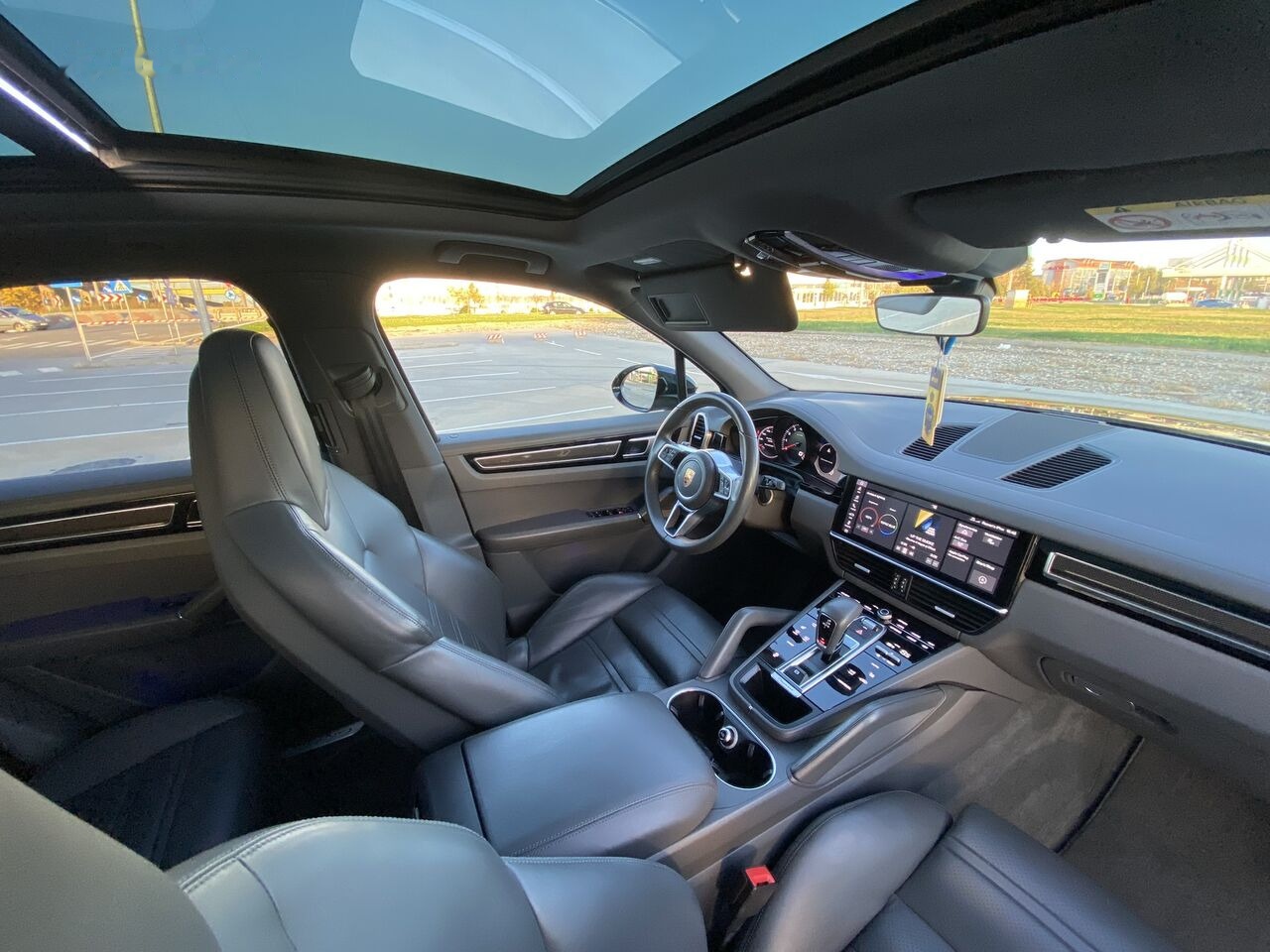 Voiture Porsche Cayenne 2018 Facelift Panorama Bose: photos 9