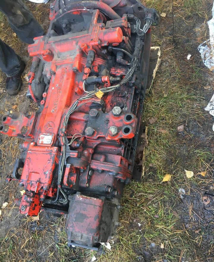 Daimler-Benz G240-16 Mercedes-Benz Actrosa V8 truck - Boîte de vitesse pour Camion: photos 3 Daimler-Benz G240-16 Mercedes-Benz Actrosa V8 truck - Boîte de vitesse pour Camion: photos 3