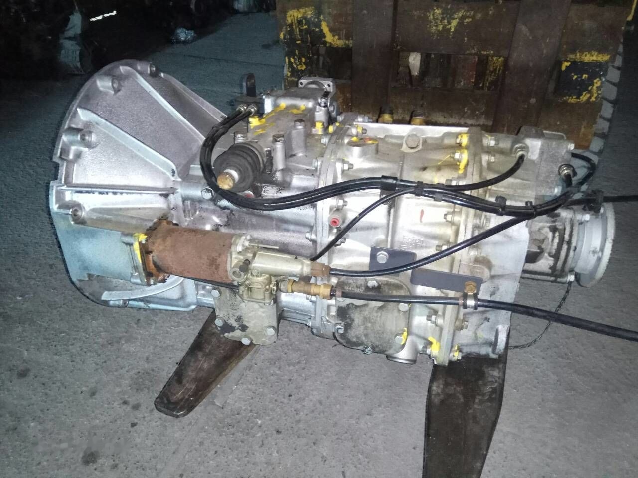 Eaton FS8309AV Renault Midlum Premium - Boîte de vitesse pour Camion: photos 2 Eaton FS8309AV Renault Midlum Premium - Boîte de vitesse pour Camion: photos 2