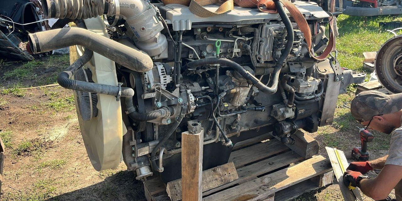 MAN D2676LF78 truck - Moteur pour Camion: photos 2 MAN D2676LF78 truck - Moteur pour Camion: photos 2
