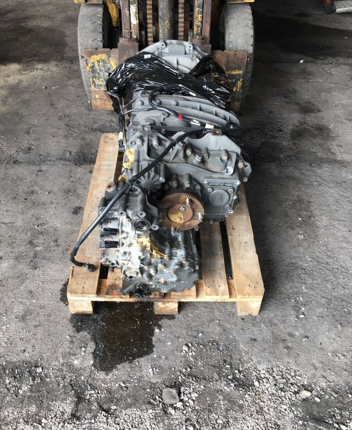 ZF 16S2331TD 1356052026 truck - Boîte de vitesse pour Camion: photos 1 ZF 16S2331TD 1356052026 truck - Boîte de vitesse pour Camion: photos 1