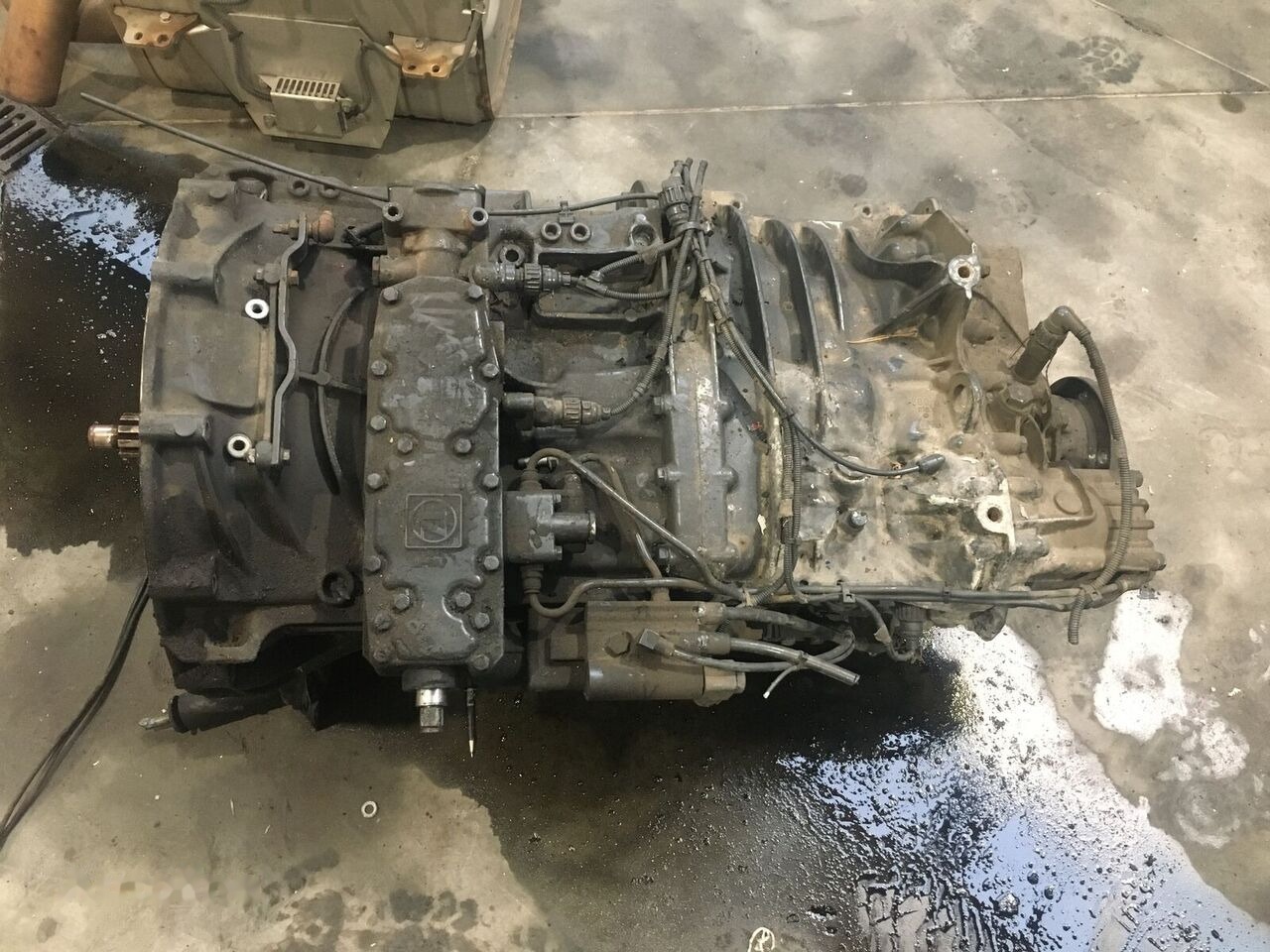 ZF Ecosplit 4 16S2220 TD 1356001031 - Boîte de vitesse pour Camion: photos 1 ZF Ecosplit 4 16S2220 TD 1356001031 - Boîte de vitesse pour Camion: photos 1