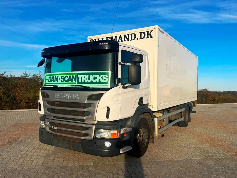 Scania P230 inkl. lift with remote control. - Camion fourgon: photos 2 Scania P230 inkl. lift with remote control. - Camion fourgon: photos 2