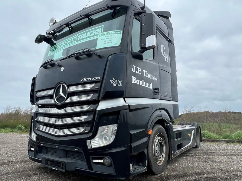 Mercedes-Benz Actros 1843 Special Interior. Air / Air suspension. Euro 6 - Tracteur routier: photos 1 Mercedes-Benz Actros 1843 Special Interior. Air / Air suspension. Euro 6 - Tracteur routier: photos 1