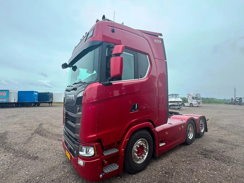 Scania 660S V8 NGS ADR EXIII . New Model Gearbox. Air / Air suspension. 2950mm weelbase. - Tracteur routier: photos 3 Scania 660S V8 NGS ADR EXIII . New Model Gearbox. Air / Air suspension. 2950mm weelbase. - Tracteur routier: photos 3
