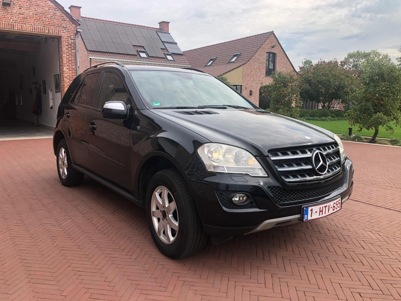 Mercedes ML 350 CDI - Voiture: photos 2 Mercedes ML 350 CDI - Voiture: photos 2