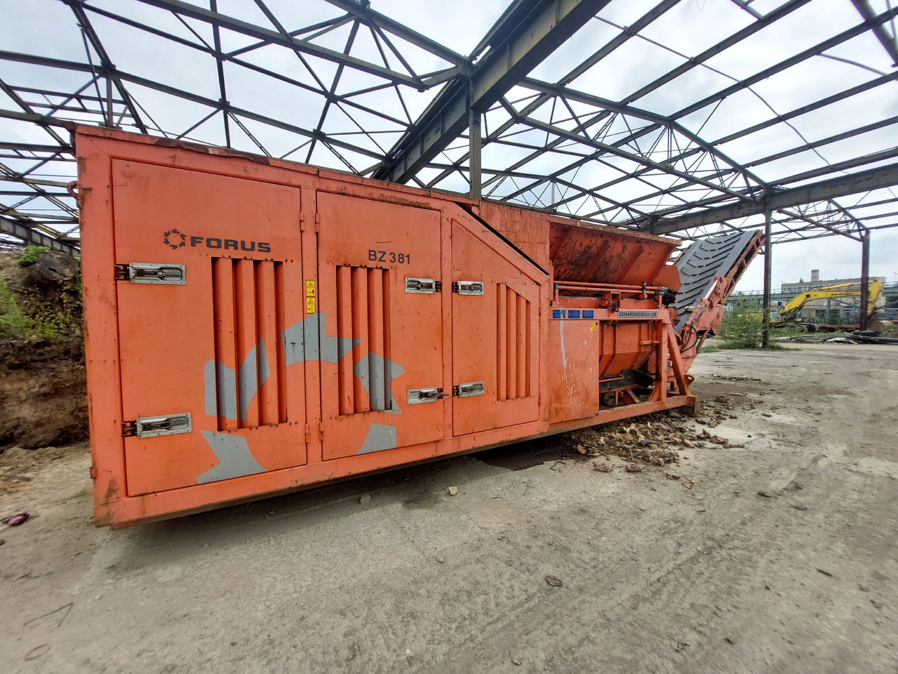 FORUS BZ381 - Broyeur de végétaux: photos 4 FORUS BZ381 - Broyeur de végétaux: photos 4