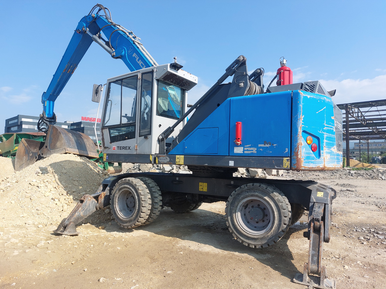 Pelle de manutention FUCHS MHL320: photos 8 Pelle de manutention FUCHS MHL320: photos 8