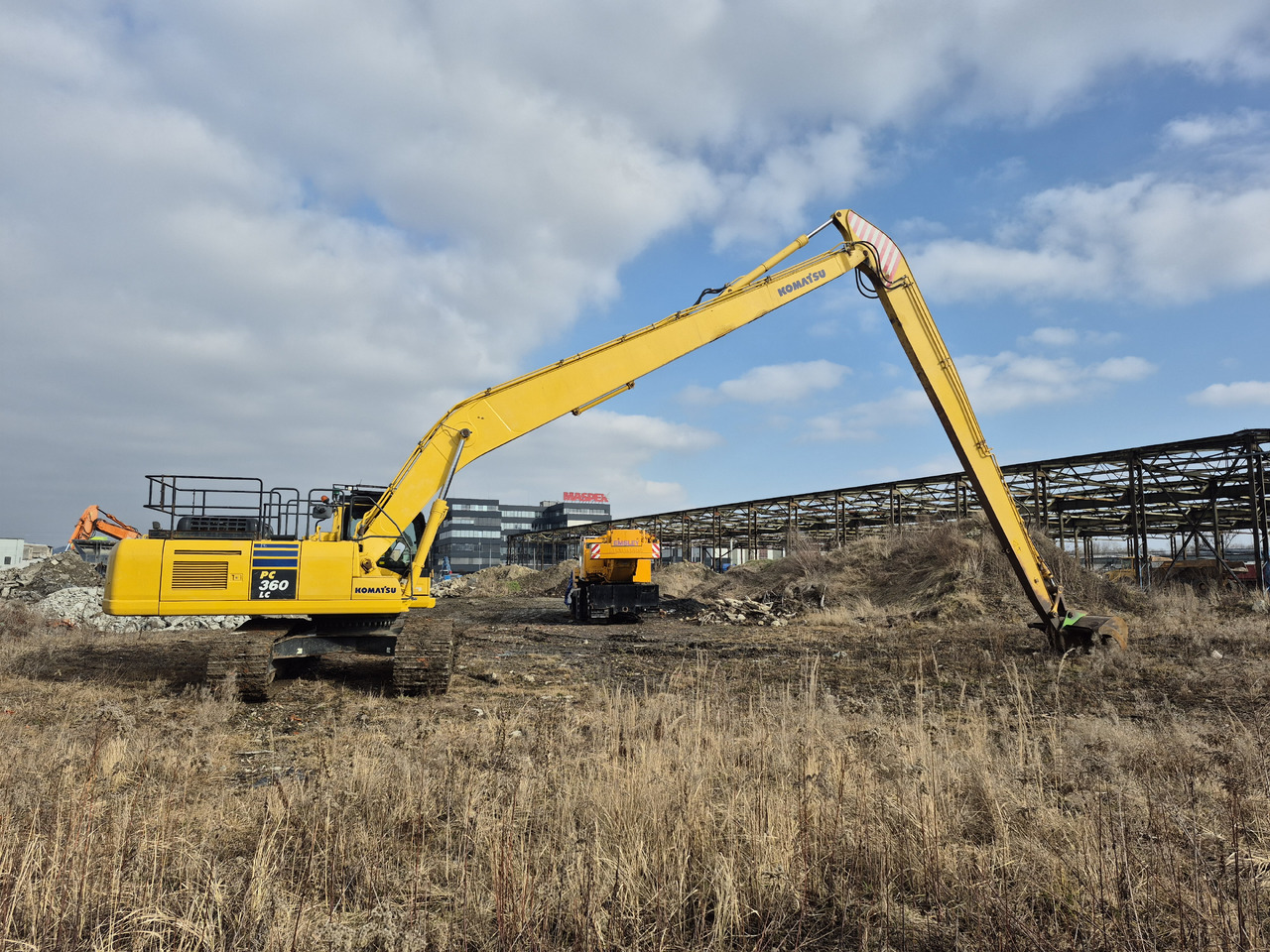 KOMATSU PC360LC 10 - Pelle sur chenille: photos 3 KOMATSU PC360LC 10 - Pelle sur chenille: photos 3